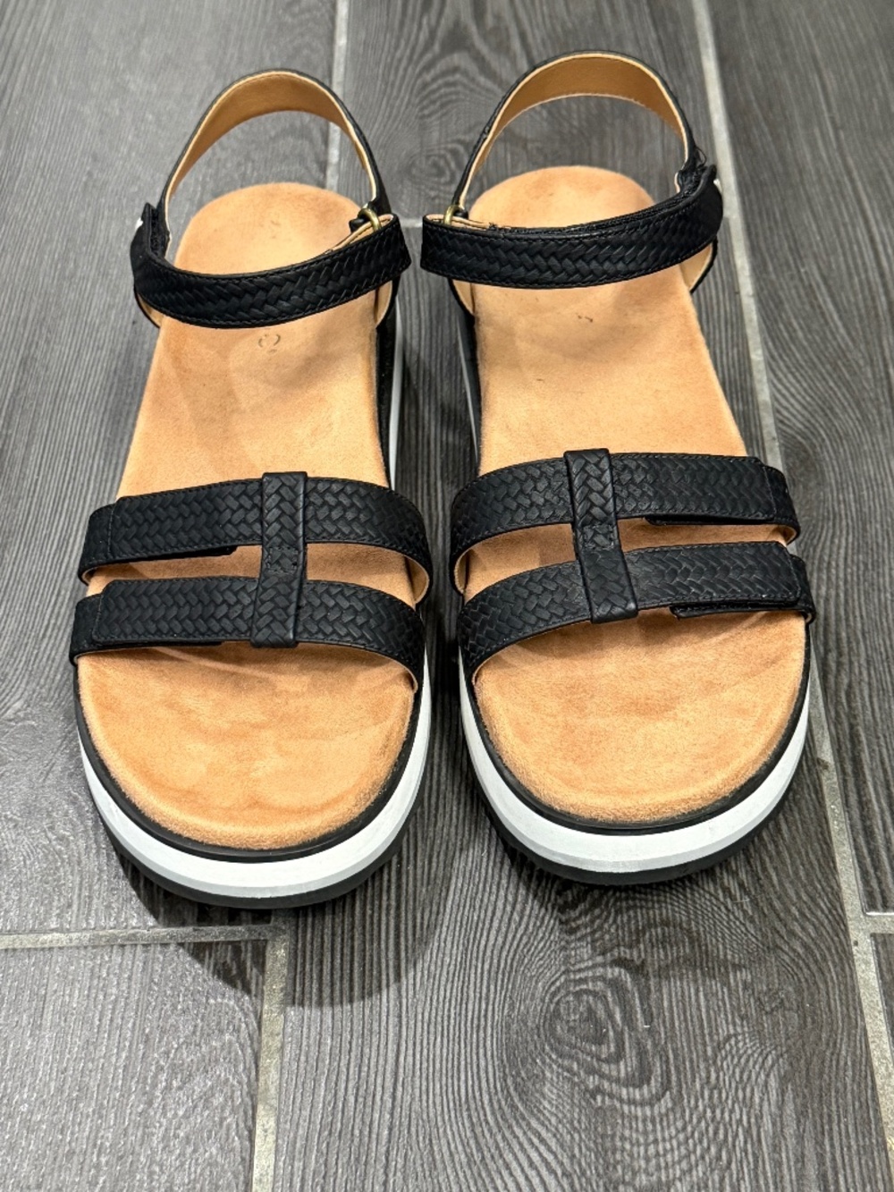 Women's Black VIONIC Sandals - Size 8.5